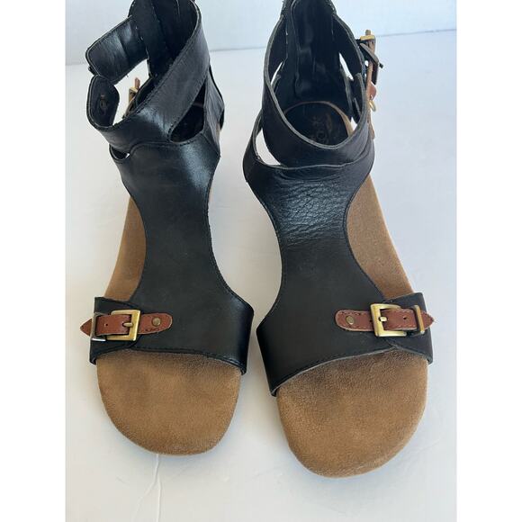 AEROSOLES Black and Brown Sandals - Picture 8 of 10